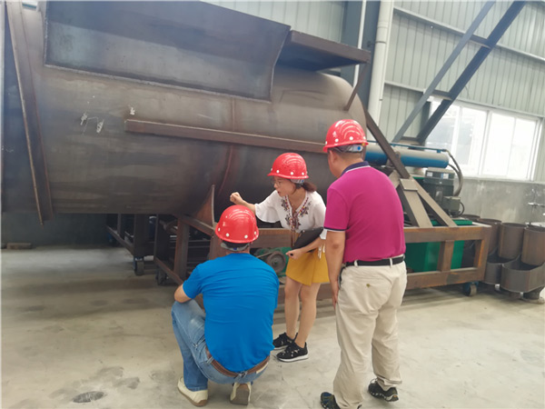 Huayin waste tyre and plastic pyrolysis plant